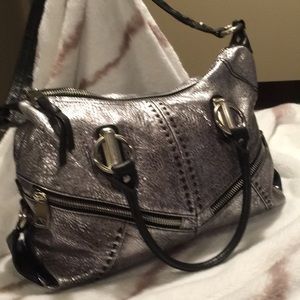 B Makowsky silver and black leather purse